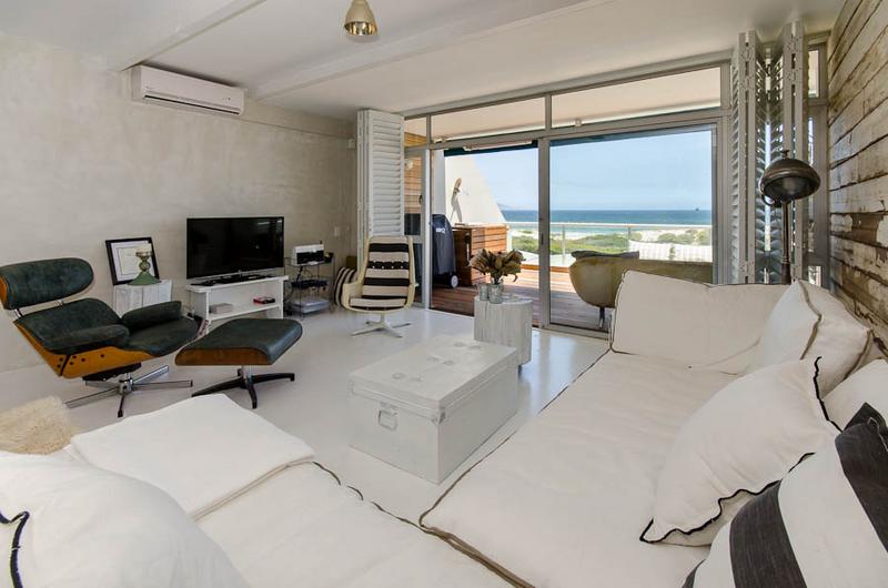 3 Bedroom Property for Sale in Blouberg Beachfront Western Cape
